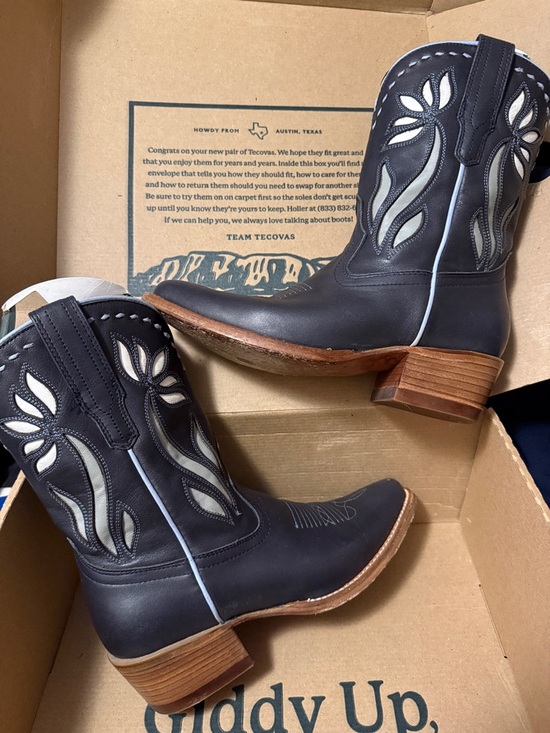 Tecovas Shoes - Tecovas The Jolene Navy Bloom 6.5